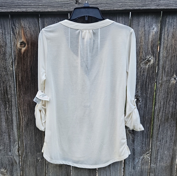 NWT Self Esteem Quarter Length Sleeve Top - Picture 3 of 4